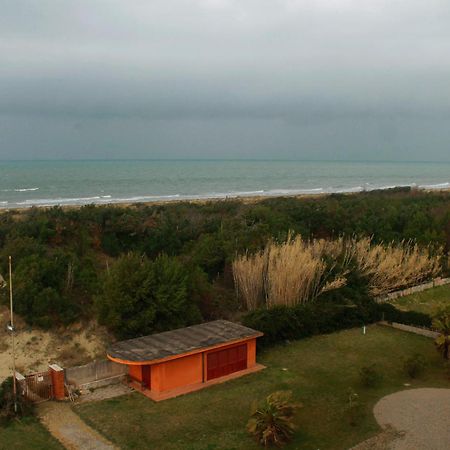 Appartamento Vicino Alla Spiaggia Calambrone Exterior foto